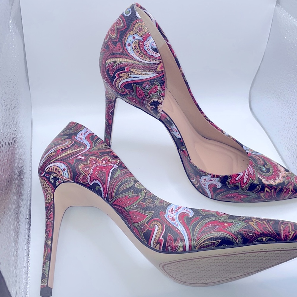 Jessica Simpson, Multi-Paisley Size 10 (True to Size) Heels